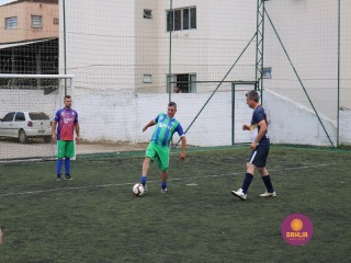 
<a style='margin-left: 5px;' class='btn btn-xs btn-social btn-facebook' href='https://www.facebook.com/sharer/sharer.php?u=https://www.boladovale.com.br/imgs/800-800-90/conteudo/fotos/1326/img9942.jpg' rel='popup' data-width='500' data-height='400'><i class='fa fa-facebook'></i>Compartilhar <span class='hidden-xs'>no Facebook</span>
</a> 
<a class='btn btn-default btn-xs' target='_blank' href='imgs/800-800-90/conteudo/fotos/1326/img9942.jpg'>
<span class='glyphicon glyphicon-cloud-download'></span> Salvar
</a> 
<span></span>