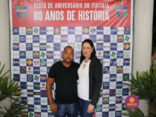 
<a style='margin-left: 5px;' class='btn btn-xs btn-social btn-facebook' href='https://www.facebook.com/sharer/sharer.php?u=https://www.boladovale.com.br/imgs/800-800-90/conteudo/fotos/1327/img0561.jpg' rel='popup' data-width='500' data-height='400'><i class='fa fa-facebook'></i>Compartilhar <span class='hidden-xs'>no Facebook</span>
</a> 
<a class='btn btn-default btn-xs' target='_blank' href='imgs/800-800-90/conteudo/fotos/1327/img0561.jpg'>
<span class='glyphicon glyphicon-cloud-download'></span> Salvar
</a> 
<span></span>