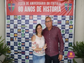 
<a style='margin-left: 5px;' class='btn btn-xs btn-social btn-facebook' href='https://www.facebook.com/sharer/sharer.php?u=https://www.boladovale.com.br/imgs/800-800-90/conteudo/fotos/1327/img0575.jpg' rel='popup' data-width='500' data-height='400'><i class='fa fa-facebook'></i>Compartilhar <span class='hidden-xs'>no Facebook</span>
</a> 
<a class='btn btn-default btn-xs' target='_blank' href='imgs/800-800-90/conteudo/fotos/1327/img0575.jpg'>
<span class='glyphicon glyphicon-cloud-download'></span> Salvar
</a> 
<span></span>