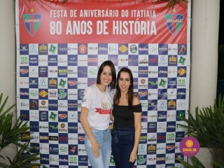 
<a style='margin-left: 5px;' class='btn btn-xs btn-social btn-facebook' href='https://www.facebook.com/sharer/sharer.php?u=https://www.boladovale.com.br/imgs/800-800-90/conteudo/fotos/1327/img0605.jpg' rel='popup' data-width='500' data-height='400'><i class='fa fa-facebook'></i>Compartilhar <span class='hidden-xs'>no Facebook</span>
</a> 
<a class='btn btn-default btn-xs' target='_blank' href='imgs/800-800-90/conteudo/fotos/1327/img0605.jpg'>
<span class='glyphicon glyphicon-cloud-download'></span> Salvar
</a> 
<span></span>