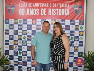 
<a style='margin-left: 5px;' class='btn btn-xs btn-social btn-facebook' href='https://www.facebook.com/sharer/sharer.php?u=https://www.boladovale.com.br/imgs/800-800-90/conteudo/fotos/1327/img0612.jpg' rel='popup' data-width='500' data-height='400'><i class='fa fa-facebook'></i>Compartilhar <span class='hidden-xs'>no Facebook</span>
</a> 
<a class='btn btn-default btn-xs' target='_blank' href='imgs/800-800-90/conteudo/fotos/1327/img0612.jpg'>
<span class='glyphicon glyphicon-cloud-download'></span> Salvar
</a> 
<span></span>
