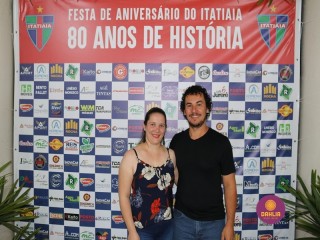 
<a style='margin-left: 5px;' class='btn btn-xs btn-social btn-facebook' href='https://www.facebook.com/sharer/sharer.php?u=https://www.boladovale.com.br/imgs/800-800-90/conteudo/fotos/1327/img0646.jpg' rel='popup' data-width='500' data-height='400'><i class='fa fa-facebook'></i>Compartilhar <span class='hidden-xs'>no Facebook</span>
</a> 
<a class='btn btn-default btn-xs' target='_blank' href='imgs/800-800-90/conteudo/fotos/1327/img0646.jpg'>
<span class='glyphicon glyphicon-cloud-download'></span> Salvar
</a> 
<span></span>