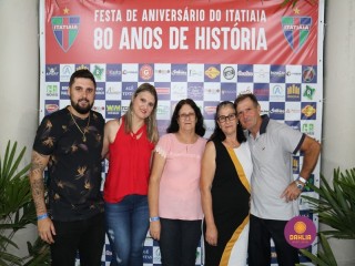 
<a style='margin-left: 5px;' class='btn btn-xs btn-social btn-facebook' href='https://www.facebook.com/sharer/sharer.php?u=https://www.boladovale.com.br/imgs/800-800-90/conteudo/fotos/1327/img0669.jpg' rel='popup' data-width='500' data-height='400'><i class='fa fa-facebook'></i>Compartilhar <span class='hidden-xs'>no Facebook</span>
</a> 
<a class='btn btn-default btn-xs' target='_blank' href='imgs/800-800-90/conteudo/fotos/1327/img0669.jpg'>
<span class='glyphicon glyphicon-cloud-download'></span> Salvar
</a> 
<span></span>