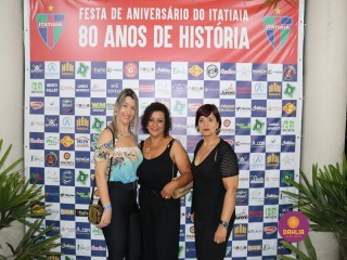 
<a style='margin-left: 5px;' class='btn btn-xs btn-social btn-facebook' href='https://www.facebook.com/sharer/sharer.php?u=https://www.boladovale.com.br/imgs/800-800-90/conteudo/fotos/1327/img0672.jpg' rel='popup' data-width='500' data-height='400'><i class='fa fa-facebook'></i>Compartilhar <span class='hidden-xs'>no Facebook</span>
</a> 
<a class='btn btn-default btn-xs' target='_blank' href='imgs/800-800-90/conteudo/fotos/1327/img0672.jpg'>
<span class='glyphicon glyphicon-cloud-download'></span> Salvar
</a> 
<span></span>