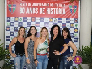 
<a style='margin-left: 5px;' class='btn btn-xs btn-social btn-facebook' href='https://www.facebook.com/sharer/sharer.php?u=https://www.boladovale.com.br/imgs/800-800-90/conteudo/fotos/1327/img0678.jpg' rel='popup' data-width='500' data-height='400'><i class='fa fa-facebook'></i>Compartilhar <span class='hidden-xs'>no Facebook</span>
</a> 
<a class='btn btn-default btn-xs' target='_blank' href='imgs/800-800-90/conteudo/fotos/1327/img0678.jpg'>
<span class='glyphicon glyphicon-cloud-download'></span> Salvar
</a> 
<span></span>