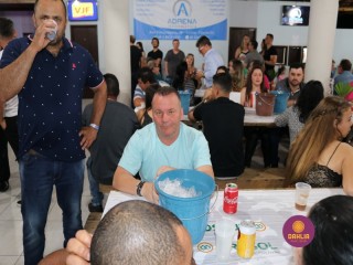 
<a style='margin-left: 5px;' class='btn btn-xs btn-social btn-facebook' href='https://www.facebook.com/sharer/sharer.php?u=https://www.boladovale.com.br/imgs/800-800-90/conteudo/fotos/1327/img0822.jpg' rel='popup' data-width='500' data-height='400'><i class='fa fa-facebook'></i>Compartilhar <span class='hidden-xs'>no Facebook</span>
</a> 
<a class='btn btn-default btn-xs' target='_blank' href='imgs/800-800-90/conteudo/fotos/1327/img0822.jpg'>
<span class='glyphicon glyphicon-cloud-download'></span> Salvar
</a> 
<span></span>