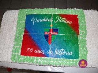 
<a style='margin-left: 5px;' class='btn btn-xs btn-social btn-facebook' href='https://www.facebook.com/sharer/sharer.php?u=https://www.boladovale.com.br/imgs/800-800-90/conteudo/fotos/1327/img0824.jpg' rel='popup' data-width='500' data-height='400'><i class='fa fa-facebook'></i>Compartilhar <span class='hidden-xs'>no Facebook</span>
</a> 
<a class='btn btn-default btn-xs' target='_blank' href='imgs/800-800-90/conteudo/fotos/1327/img0824.jpg'>
<span class='glyphicon glyphicon-cloud-download'></span> Salvar
</a> 
<span></span>