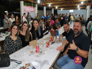 
<a style='margin-left: 5px;' class='btn btn-xs btn-social btn-facebook' href='https://www.facebook.com/sharer/sharer.php?u=https://www.boladovale.com.br/imgs/800-800-90/conteudo/fotos/1327/img0837.jpg' rel='popup' data-width='500' data-height='400'><i class='fa fa-facebook'></i>Compartilhar <span class='hidden-xs'>no Facebook</span>
</a> 
<a class='btn btn-default btn-xs' target='_blank' href='imgs/800-800-90/conteudo/fotos/1327/img0837.jpg'>
<span class='glyphicon glyphicon-cloud-download'></span> Salvar
</a> 
<span></span>