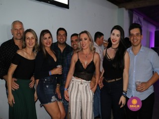 
<a style='margin-left: 5px;' class='btn btn-xs btn-social btn-facebook' href='https://www.facebook.com/sharer/sharer.php?u=https://www.boladovale.com.br/imgs/800-800-90/conteudo/fotos/1327/img0886.jpg' rel='popup' data-width='500' data-height='400'><i class='fa fa-facebook'></i>Compartilhar <span class='hidden-xs'>no Facebook</span>
</a> 
<a class='btn btn-default btn-xs' target='_blank' href='imgs/800-800-90/conteudo/fotos/1327/img0886.jpg'>
<span class='glyphicon glyphicon-cloud-download'></span> Salvar
</a> 
<span></span>