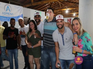 
<a style='margin-left: 5px;' class='btn btn-xs btn-social btn-facebook' href='https://www.facebook.com/sharer/sharer.php?u=https://www.boladovale.com.br/imgs/800-800-90/conteudo/fotos/1327/img0916.jpg' rel='popup' data-width='500' data-height='400'><i class='fa fa-facebook'></i>Compartilhar <span class='hidden-xs'>no Facebook</span>
</a> 
<a class='btn btn-default btn-xs' target='_blank' href='imgs/800-800-90/conteudo/fotos/1327/img0916.jpg'>
<span class='glyphicon glyphicon-cloud-download'></span> Salvar
</a> 
<span></span>