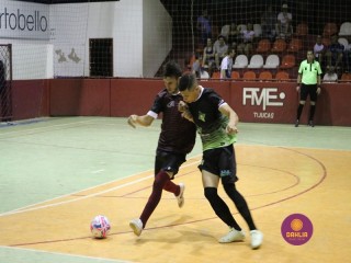 
<a style='margin-left: 5px;' class='btn btn-xs btn-social btn-facebook' href='https://www.facebook.com/sharer/sharer.php?u=https://www.boladovale.com.br/imgs/800-800-90/conteudo/fotos/1328/img1158.jpg' rel='popup' data-width='500' data-height='400'><i class='fa fa-facebook'></i>Compartilhar <span class='hidden-xs'>no Facebook</span>
</a> 
<a class='btn btn-default btn-xs' target='_blank' href='imgs/800-800-90/conteudo/fotos/1328/img1158.jpg'>
<span class='glyphicon glyphicon-cloud-download'></span> Salvar
</a> 
<span></span>
