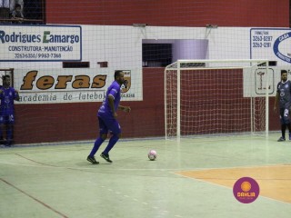 
<a style='margin-left: 5px;' class='btn btn-xs btn-social btn-facebook' href='https://www.facebook.com/sharer/sharer.php?u=https://www.boladovale.com.br/imgs/800-800-90/conteudo/fotos/1329/img1240.jpg' rel='popup' data-width='500' data-height='400'><i class='fa fa-facebook'></i>Compartilhar <span class='hidden-xs'>no Facebook</span>
</a> 
<a class='btn btn-default btn-xs' target='_blank' href='imgs/800-800-90/conteudo/fotos/1329/img1240.jpg'>
<span class='glyphicon glyphicon-cloud-download'></span> Salvar
</a> 
<span></span>