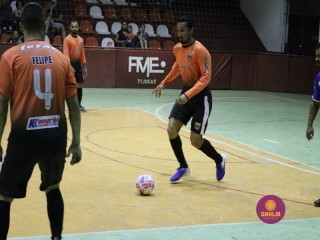 
<a style='margin-left: 5px;' class='btn btn-xs btn-social btn-facebook' href='https://www.facebook.com/sharer/sharer.php?u=https://www.boladovale.com.br/imgs/800-800-90/conteudo/fotos/1329/img1255.jpg' rel='popup' data-width='500' data-height='400'><i class='fa fa-facebook'></i>Compartilhar <span class='hidden-xs'>no Facebook</span>
</a> 
<a class='btn btn-default btn-xs' target='_blank' href='imgs/800-800-90/conteudo/fotos/1329/img1255.jpg'>
<span class='glyphicon glyphicon-cloud-download'></span> Salvar
</a> 
<span></span>
