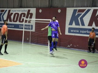 
<a style='margin-left: 5px;' class='btn btn-xs btn-social btn-facebook' href='https://www.facebook.com/sharer/sharer.php?u=https://www.boladovale.com.br/imgs/800-800-90/conteudo/fotos/1329/img1328.jpg' rel='popup' data-width='500' data-height='400'><i class='fa fa-facebook'></i>Compartilhar <span class='hidden-xs'>no Facebook</span>
</a> 
<a class='btn btn-default btn-xs' target='_blank' href='imgs/800-800-90/conteudo/fotos/1329/img1328.jpg'>
<span class='glyphicon glyphicon-cloud-download'></span> Salvar
</a> 
<span></span>
