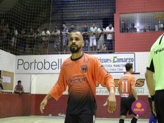 
<a style='margin-left: 5px;' class='btn btn-xs btn-social btn-facebook' href='https://www.facebook.com/sharer/sharer.php?u=https://www.boladovale.com.br/imgs/800-800-90/conteudo/fotos/1329/img1358.jpg' rel='popup' data-width='500' data-height='400'><i class='fa fa-facebook'></i>Compartilhar <span class='hidden-xs'>no Facebook</span>
</a> 
<a class='btn btn-default btn-xs' target='_blank' href='imgs/800-800-90/conteudo/fotos/1329/img1358.jpg'>
<span class='glyphicon glyphicon-cloud-download'></span> Salvar
</a> 
<span></span>