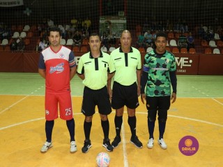 
<a style='margin-left: 5px;' class='btn btn-xs btn-social btn-facebook' href='https://www.facebook.com/sharer/sharer.php?u=https://www.boladovale.com.br/imgs/800-800-90/conteudo/fotos/1330/img1460.jpg' rel='popup' data-width='500' data-height='400'><i class='fa fa-facebook'></i>Compartilhar <span class='hidden-xs'>no Facebook</span>
</a> 
<a class='btn btn-default btn-xs' target='_blank' href='imgs/800-800-90/conteudo/fotos/1330/img1460.jpg'>
<span class='glyphicon glyphicon-cloud-download'></span> Salvar
</a> 
<span></span>