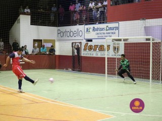 
<a style='margin-left: 5px;' class='btn btn-xs btn-social btn-facebook' href='https://www.facebook.com/sharer/sharer.php?u=https://www.boladovale.com.br/imgs/800-800-90/conteudo/fotos/1330/img1545.jpg' rel='popup' data-width='500' data-height='400'><i class='fa fa-facebook'></i>Compartilhar <span class='hidden-xs'>no Facebook</span>
</a> 
<a class='btn btn-default btn-xs' target='_blank' href='imgs/800-800-90/conteudo/fotos/1330/img1545.jpg'>
<span class='glyphicon glyphicon-cloud-download'></span> Salvar
</a> 
<span></span>