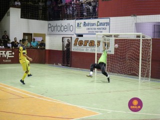 
<a style='margin-left: 5px;' class='btn btn-xs btn-social btn-facebook' href='https://www.facebook.com/sharer/sharer.php?u=https://www.boladovale.com.br/imgs/800-800-90/conteudo/fotos/1330/img1583.jpg' rel='popup' data-width='500' data-height='400'><i class='fa fa-facebook'></i>Compartilhar <span class='hidden-xs'>no Facebook</span>
</a> 
<a class='btn btn-default btn-xs' target='_blank' href='imgs/800-800-90/conteudo/fotos/1330/img1583.jpg'>
<span class='glyphicon glyphicon-cloud-download'></span> Salvar
</a> 
<span></span>