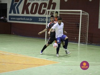 
<a style='margin-left: 5px;' class='btn btn-xs btn-social btn-facebook' href='https://www.facebook.com/sharer/sharer.php?u=https://www.boladovale.com.br/imgs/800-800-90/conteudo/fotos/1331/img1684.jpg' rel='popup' data-width='500' data-height='400'><i class='fa fa-facebook'></i>Compartilhar <span class='hidden-xs'>no Facebook</span>
</a> 
<a class='btn btn-default btn-xs' target='_blank' href='imgs/800-800-90/conteudo/fotos/1331/img1684.jpg'>
<span class='glyphicon glyphicon-cloud-download'></span> Salvar
</a> 
<span></span>