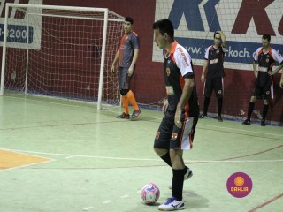 
<a style='margin-left: 5px;' class='btn btn-xs btn-social btn-facebook' href='https://www.facebook.com/sharer/sharer.php?u=https://www.boladovale.com.br/imgs/800-800-90/conteudo/fotos/1331/img1688.jpg' rel='popup' data-width='500' data-height='400'><i class='fa fa-facebook'></i>Compartilhar <span class='hidden-xs'>no Facebook</span>
</a> 
<a class='btn btn-default btn-xs' target='_blank' href='imgs/800-800-90/conteudo/fotos/1331/img1688.jpg'>
<span class='glyphicon glyphicon-cloud-download'></span> Salvar
</a> 
<span></span>
