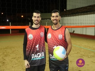 
<a style='margin-left: 5px;' class='btn btn-xs btn-social btn-facebook' href='https://www.facebook.com/sharer/sharer.php?u=https://www.boladovale.com.br/imgs/800-800-90/conteudo/fotos/1332/img2066.jpg' rel='popup' data-width='500' data-height='400'><i class='fa fa-facebook'></i>Compartilhar <span class='hidden-xs'>no Facebook</span>
</a> 
<a class='btn btn-default btn-xs' target='_blank' href='imgs/800-800-90/conteudo/fotos/1332/img2066.jpg'>
<span class='glyphicon glyphicon-cloud-download'></span> Salvar
</a> 
<span></span>