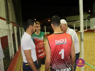 
<a style='margin-left: 5px;' class='btn btn-xs btn-social btn-facebook' href='https://www.facebook.com/sharer/sharer.php?u=https://www.boladovale.com.br/imgs/800-800-90/conteudo/fotos/1332/img2070.jpg' rel='popup' data-width='500' data-height='400'><i class='fa fa-facebook'></i>Compartilhar <span class='hidden-xs'>no Facebook</span>
</a> 
<a class='btn btn-default btn-xs' target='_blank' href='imgs/800-800-90/conteudo/fotos/1332/img2070.jpg'>
<span class='glyphicon glyphicon-cloud-download'></span> Salvar
</a> 
<span></span>