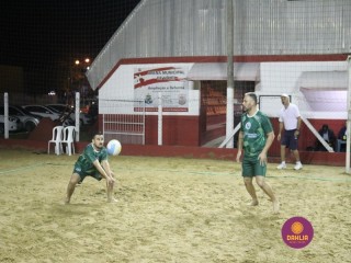 
<a style='margin-left: 5px;' class='btn btn-xs btn-social btn-facebook' href='https://www.facebook.com/sharer/sharer.php?u=https://www.boladovale.com.br/imgs/800-800-90/conteudo/fotos/1332/img2161.jpg' rel='popup' data-width='500' data-height='400'><i class='fa fa-facebook'></i>Compartilhar <span class='hidden-xs'>no Facebook</span>
</a> 
<a class='btn btn-default btn-xs' target='_blank' href='imgs/800-800-90/conteudo/fotos/1332/img2161.jpg'>
<span class='glyphicon glyphicon-cloud-download'></span> Salvar
</a> 
<span></span>