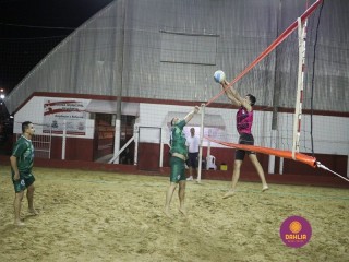 
<a style='margin-left: 5px;' class='btn btn-xs btn-social btn-facebook' href='https://www.facebook.com/sharer/sharer.php?u=https://www.boladovale.com.br/imgs/800-800-90/conteudo/fotos/1332/img2162.jpg' rel='popup' data-width='500' data-height='400'><i class='fa fa-facebook'></i>Compartilhar <span class='hidden-xs'>no Facebook</span>
</a> 
<a class='btn btn-default btn-xs' target='_blank' href='imgs/800-800-90/conteudo/fotos/1332/img2162.jpg'>
<span class='glyphicon glyphicon-cloud-download'></span> Salvar
</a> 
<span></span>