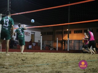 
<a style='margin-left: 5px;' class='btn btn-xs btn-social btn-facebook' href='https://www.facebook.com/sharer/sharer.php?u=https://www.boladovale.com.br/imgs/800-800-90/conteudo/fotos/1332/img2173.jpg' rel='popup' data-width='500' data-height='400'><i class='fa fa-facebook'></i>Compartilhar <span class='hidden-xs'>no Facebook</span>
</a> 
<a class='btn btn-default btn-xs' target='_blank' href='imgs/800-800-90/conteudo/fotos/1332/img2173.jpg'>
<span class='glyphicon glyphicon-cloud-download'></span> Salvar
</a> 
<span></span>