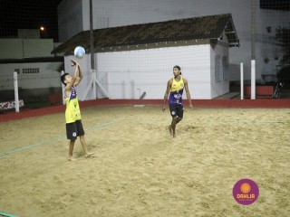 
<a style='margin-left: 5px;' class='btn btn-xs btn-social btn-facebook' href='https://www.facebook.com/sharer/sharer.php?u=https://www.boladovale.com.br/imgs/800-800-90/conteudo/fotos/1332/img2193.jpg' rel='popup' data-width='500' data-height='400'><i class='fa fa-facebook'></i>Compartilhar <span class='hidden-xs'>no Facebook</span>
</a> 
<a class='btn btn-default btn-xs' target='_blank' href='imgs/800-800-90/conteudo/fotos/1332/img2193.jpg'>
<span class='glyphicon glyphicon-cloud-download'></span> Salvar
</a> 
<span></span>