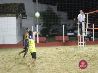 
<a style='margin-left: 5px;' class='btn btn-xs btn-social btn-facebook' href='https://www.facebook.com/sharer/sharer.php?u=https://www.boladovale.com.br/imgs/800-800-90/conteudo/fotos/1332/img2197.jpg' rel='popup' data-width='500' data-height='400'><i class='fa fa-facebook'></i>Compartilhar <span class='hidden-xs'>no Facebook</span>
</a> 
<a class='btn btn-default btn-xs' target='_blank' href='imgs/800-800-90/conteudo/fotos/1332/img2197.jpg'>
<span class='glyphicon glyphicon-cloud-download'></span> Salvar
</a> 
<span></span>