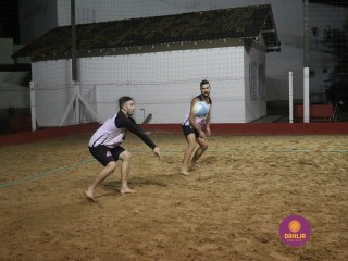 
<a style='margin-left: 5px;' class='btn btn-xs btn-social btn-facebook' href='https://www.facebook.com/sharer/sharer.php?u=https://www.boladovale.com.br/imgs/800-800-90/conteudo/fotos/1332/img2221.jpg' rel='popup' data-width='500' data-height='400'><i class='fa fa-facebook'></i>Compartilhar <span class='hidden-xs'>no Facebook</span>
</a> 
<a class='btn btn-default btn-xs' target='_blank' href='imgs/800-800-90/conteudo/fotos/1332/img2221.jpg'>
<span class='glyphicon glyphicon-cloud-download'></span> Salvar
</a> 
<span></span>