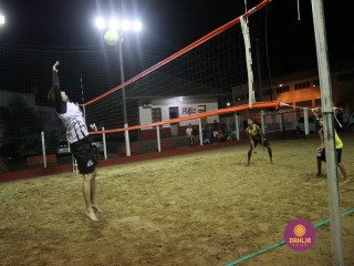 
<a style='margin-left: 5px;' class='btn btn-xs btn-social btn-facebook' href='https://www.facebook.com/sharer/sharer.php?u=https://www.boladovale.com.br/imgs/800-800-90/conteudo/fotos/1332/img2222.jpg' rel='popup' data-width='500' data-height='400'><i class='fa fa-facebook'></i>Compartilhar <span class='hidden-xs'>no Facebook</span>
</a> 
<a class='btn btn-default btn-xs' target='_blank' href='imgs/800-800-90/conteudo/fotos/1332/img2222.jpg'>
<span class='glyphicon glyphicon-cloud-download'></span> Salvar
</a> 
<span></span>