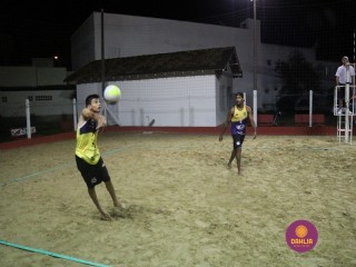 
<a style='margin-left: 5px;' class='btn btn-xs btn-social btn-facebook' href='https://www.facebook.com/sharer/sharer.php?u=https://www.boladovale.com.br/imgs/800-800-90/conteudo/fotos/1332/img2243.jpg' rel='popup' data-width='500' data-height='400'><i class='fa fa-facebook'></i>Compartilhar <span class='hidden-xs'>no Facebook</span>
</a> 
<a class='btn btn-default btn-xs' target='_blank' href='imgs/800-800-90/conteudo/fotos/1332/img2243.jpg'>
<span class='glyphicon glyphicon-cloud-download'></span> Salvar
</a> 
<span></span>