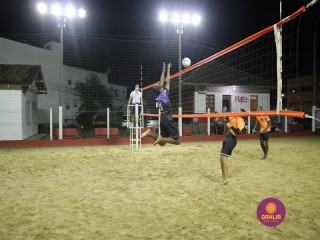 
<a style='margin-left: 5px;' class='btn btn-xs btn-social btn-facebook' href='https://www.facebook.com/sharer/sharer.php?u=https://www.boladovale.com.br/imgs/800-800-90/conteudo/fotos/1332/img2270.jpg' rel='popup' data-width='500' data-height='400'><i class='fa fa-facebook'></i>Compartilhar <span class='hidden-xs'>no Facebook</span>
</a> 
<a class='btn btn-default btn-xs' target='_blank' href='imgs/800-800-90/conteudo/fotos/1332/img2270.jpg'>
<span class='glyphicon glyphicon-cloud-download'></span> Salvar
</a> 
<span></span>