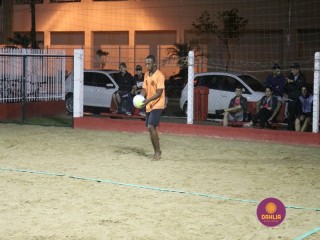 
<a style='margin-left: 5px;' class='btn btn-xs btn-social btn-facebook' href='https://www.facebook.com/sharer/sharer.php?u=https://www.boladovale.com.br/imgs/800-800-90/conteudo/fotos/1332/img2277.jpg' rel='popup' data-width='500' data-height='400'><i class='fa fa-facebook'></i>Compartilhar <span class='hidden-xs'>no Facebook</span>
</a> 
<a class='btn btn-default btn-xs' target='_blank' href='imgs/800-800-90/conteudo/fotos/1332/img2277.jpg'>
<span class='glyphicon glyphicon-cloud-download'></span> Salvar
</a> 
<span></span>