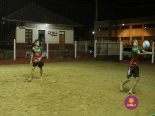 
<a style='margin-left: 5px;' class='btn btn-xs btn-social btn-facebook' href='https://www.facebook.com/sharer/sharer.php?u=https://www.boladovale.com.br/imgs/800-800-90/conteudo/fotos/1332/mg2096.jpg' rel='popup' data-width='500' data-height='400'><i class='fa fa-facebook'></i>Compartilhar <span class='hidden-xs'>no Facebook</span>
</a> 
<a class='btn btn-default btn-xs' target='_blank' href='imgs/800-800-90/conteudo/fotos/1332/mg2096.jpg'>
<span class='glyphicon glyphicon-cloud-download'></span> Salvar
</a> 
<span></span>