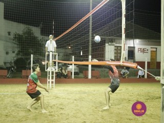 
<a style='margin-left: 5px;' class='btn btn-xs btn-social btn-facebook' href='https://www.facebook.com/sharer/sharer.php?u=https://www.boladovale.com.br/imgs/800-800-90/conteudo/fotos/1332/mg2108.jpg' rel='popup' data-width='500' data-height='400'><i class='fa fa-facebook'></i>Compartilhar <span class='hidden-xs'>no Facebook</span>
</a> 
<a class='btn btn-default btn-xs' target='_blank' href='imgs/800-800-90/conteudo/fotos/1332/mg2108.jpg'>
<span class='glyphicon glyphicon-cloud-download'></span> Salvar
</a> 
<span></span>