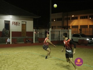 
<a style='margin-left: 5px;' class='btn btn-xs btn-social btn-facebook' href='https://www.facebook.com/sharer/sharer.php?u=https://www.boladovale.com.br/imgs/800-800-90/conteudo/fotos/1332/mg2112.jpg' rel='popup' data-width='500' data-height='400'><i class='fa fa-facebook'></i>Compartilhar <span class='hidden-xs'>no Facebook</span>
</a> 
<a class='btn btn-default btn-xs' target='_blank' href='imgs/800-800-90/conteudo/fotos/1332/mg2112.jpg'>
<span class='glyphicon glyphicon-cloud-download'></span> Salvar
</a> 
<span></span>