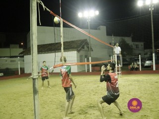 
<a style='margin-left: 5px;' class='btn btn-xs btn-social btn-facebook' href='https://www.facebook.com/sharer/sharer.php?u=https://www.boladovale.com.br/imgs/800-800-90/conteudo/fotos/1332/mg2113.jpg' rel='popup' data-width='500' data-height='400'><i class='fa fa-facebook'></i>Compartilhar <span class='hidden-xs'>no Facebook</span>
</a> 
<a class='btn btn-default btn-xs' target='_blank' href='imgs/800-800-90/conteudo/fotos/1332/mg2113.jpg'>
<span class='glyphicon glyphicon-cloud-download'></span> Salvar
</a> 
<span></span>