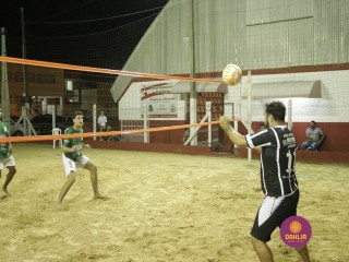 
<a style='margin-left: 5px;' class='btn btn-xs btn-social btn-facebook' href='https://www.facebook.com/sharer/sharer.php?u=https://www.boladovale.com.br/imgs/800-800-90/conteudo/fotos/1333/mg2330.jpg' rel='popup' data-width='500' data-height='400'><i class='fa fa-facebook'></i>Compartilhar <span class='hidden-xs'>no Facebook</span>
</a> 
<a class='btn btn-default btn-xs' target='_blank' href='imgs/800-800-90/conteudo/fotos/1333/mg2330.jpg'>
<span class='glyphicon glyphicon-cloud-download'></span> Salvar
</a> 
<span></span>