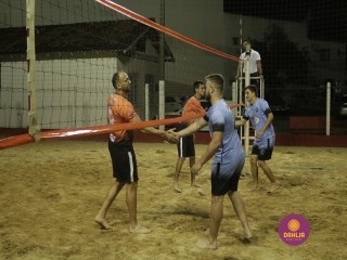 
<a style='margin-left: 5px;' class='btn btn-xs btn-social btn-facebook' href='https://www.facebook.com/sharer/sharer.php?u=https://www.boladovale.com.br/imgs/800-800-90/conteudo/fotos/1333/mg2344.jpg' rel='popup' data-width='500' data-height='400'><i class='fa fa-facebook'></i>Compartilhar <span class='hidden-xs'>no Facebook</span>
</a> 
<a class='btn btn-default btn-xs' target='_blank' href='imgs/800-800-90/conteudo/fotos/1333/mg2344.jpg'>
<span class='glyphicon glyphicon-cloud-download'></span> Salvar
</a> 
<span></span>