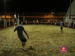 
<a style='margin-left: 5px;' class='btn btn-xs btn-social btn-facebook' href='https://www.facebook.com/sharer/sharer.php?u=https://www.boladovale.com.br/imgs/800-800-90/conteudo/fotos/1333/mg2374.jpg' rel='popup' data-width='500' data-height='400'><i class='fa fa-facebook'></i>Compartilhar <span class='hidden-xs'>no Facebook</span>
</a> 
<a class='btn btn-default btn-xs' target='_blank' href='imgs/800-800-90/conteudo/fotos/1333/mg2374.jpg'>
<span class='glyphicon glyphicon-cloud-download'></span> Salvar
</a> 
<span></span>
