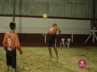 
<a style='margin-left: 5px;' class='btn btn-xs btn-social btn-facebook' href='https://www.facebook.com/sharer/sharer.php?u=https://www.boladovale.com.br/imgs/800-800-90/conteudo/fotos/1333/mg2379.jpg' rel='popup' data-width='500' data-height='400'><i class='fa fa-facebook'></i>Compartilhar <span class='hidden-xs'>no Facebook</span>
</a> 
<a class='btn btn-default btn-xs' target='_blank' href='imgs/800-800-90/conteudo/fotos/1333/mg2379.jpg'>
<span class='glyphicon glyphicon-cloud-download'></span> Salvar
</a> 
<span></span>