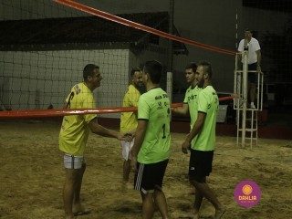 
<a style='margin-left: 5px;' class='btn btn-xs btn-social btn-facebook' href='https://www.facebook.com/sharer/sharer.php?u=https://www.boladovale.com.br/imgs/800-800-90/conteudo/fotos/1333/mg2384.jpg' rel='popup' data-width='500' data-height='400'><i class='fa fa-facebook'></i>Compartilhar <span class='hidden-xs'>no Facebook</span>
</a> 
<a class='btn btn-default btn-xs' target='_blank' href='imgs/800-800-90/conteudo/fotos/1333/mg2384.jpg'>
<span class='glyphicon glyphicon-cloud-download'></span> Salvar
</a> 
<span></span>