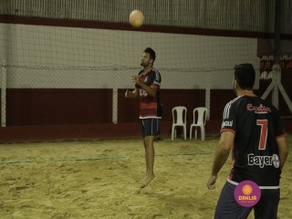 
<a style='margin-left: 5px;' class='btn btn-xs btn-social btn-facebook' href='https://www.facebook.com/sharer/sharer.php?u=https://www.boladovale.com.br/imgs/800-800-90/conteudo/fotos/1333/mg2447.jpg' rel='popup' data-width='500' data-height='400'><i class='fa fa-facebook'></i>Compartilhar <span class='hidden-xs'>no Facebook</span>
</a> 
<a class='btn btn-default btn-xs' target='_blank' href='imgs/800-800-90/conteudo/fotos/1333/mg2447.jpg'>
<span class='glyphicon glyphicon-cloud-download'></span> Salvar
</a> 
<span></span>