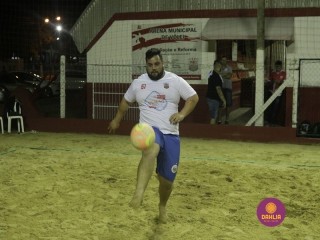 
<a style='margin-left: 5px;' class='btn btn-xs btn-social btn-facebook' href='https://www.facebook.com/sharer/sharer.php?u=https://www.boladovale.com.br/imgs/800-800-90/conteudo/fotos/1333/mg2470.jpg' rel='popup' data-width='500' data-height='400'><i class='fa fa-facebook'></i>Compartilhar <span class='hidden-xs'>no Facebook</span>
</a> 
<a class='btn btn-default btn-xs' target='_blank' href='imgs/800-800-90/conteudo/fotos/1333/mg2470.jpg'>
<span class='glyphicon glyphicon-cloud-download'></span> Salvar
</a> 
<span></span>