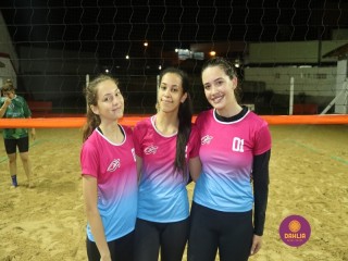 
<a style='margin-left: 5px;' class='btn btn-xs btn-social btn-facebook' href='https://www.facebook.com/sharer/sharer.php?u=https://www.boladovale.com.br/imgs/800-800-90/conteudo/fotos/1334/img2521.jpg' rel='popup' data-width='500' data-height='400'><i class='fa fa-facebook'></i>Compartilhar <span class='hidden-xs'>no Facebook</span>
</a> 
<a class='btn btn-default btn-xs' target='_blank' href='imgs/800-800-90/conteudo/fotos/1334/img2521.jpg'>
<span class='glyphicon glyphicon-cloud-download'></span> Salvar
</a> 
<span></span>