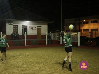 
<a style='margin-left: 5px;' class='btn btn-xs btn-social btn-facebook' href='https://www.facebook.com/sharer/sharer.php?u=https://www.boladovale.com.br/imgs/800-800-90/conteudo/fotos/1334/mg2487.jpg' rel='popup' data-width='500' data-height='400'><i class='fa fa-facebook'></i>Compartilhar <span class='hidden-xs'>no Facebook</span>
</a> 
<a class='btn btn-default btn-xs' target='_blank' href='imgs/800-800-90/conteudo/fotos/1334/mg2487.jpg'>
<span class='glyphicon glyphicon-cloud-download'></span> Salvar
</a> 
<span></span>