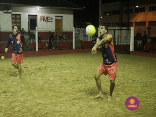 
<a style='margin-left: 5px;' class='btn btn-xs btn-social btn-facebook' href='https://www.facebook.com/sharer/sharer.php?u=https://www.boladovale.com.br/imgs/800-800-90/conteudo/fotos/1334/mg2532.jpg' rel='popup' data-width='500' data-height='400'><i class='fa fa-facebook'></i>Compartilhar <span class='hidden-xs'>no Facebook</span>
</a> 
<a class='btn btn-default btn-xs' target='_blank' href='imgs/800-800-90/conteudo/fotos/1334/mg2532.jpg'>
<span class='glyphicon glyphicon-cloud-download'></span> Salvar
</a> 
<span></span>